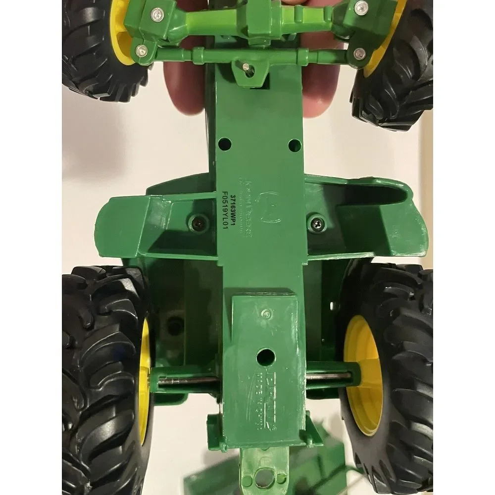 Ertl John Deere Tractor & Hay Wagon 1/32‎ Plastic Farm Horse Ranch